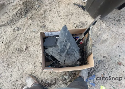 2021 Nissan Sentra Sv Xtronic Cvt z USA, uszkodzony, nr VIN 3N1AB8CV0MY221374